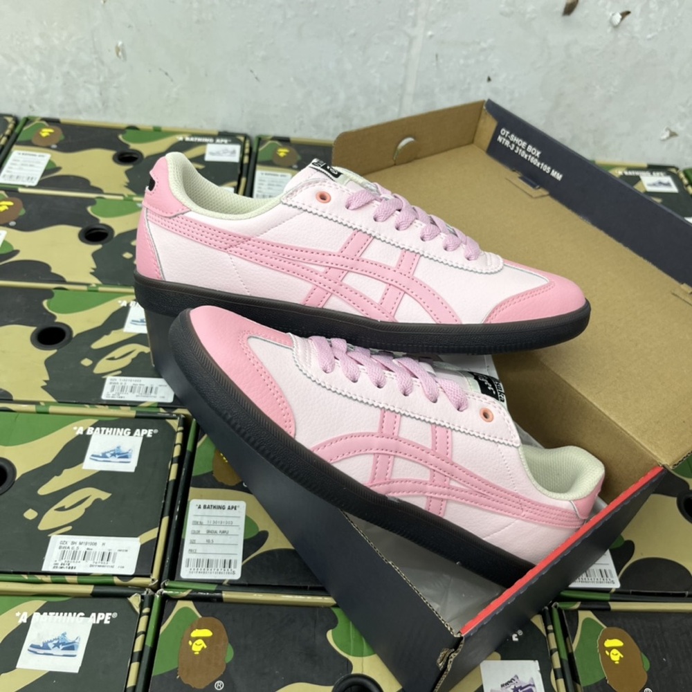 Onitsuka Tiger Women's Retro Casual Sneakers